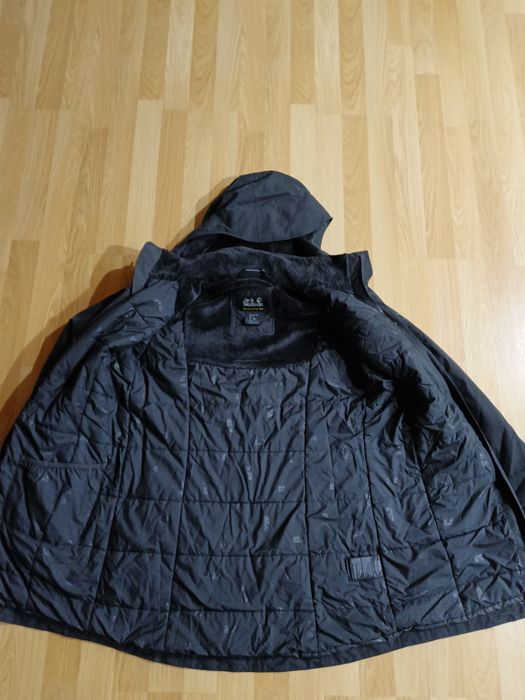 Куртка жіноча зимова Jack Wolfskin