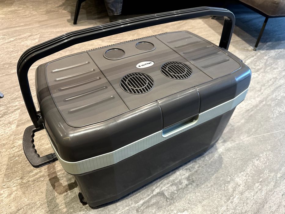 Автохолодильник Outtec CB-5XL