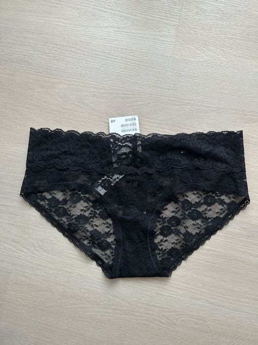 H&M czarne koronkowe majtki figi 36