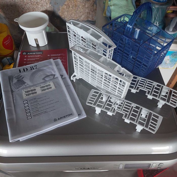 Máquina lavar louça Ariston
