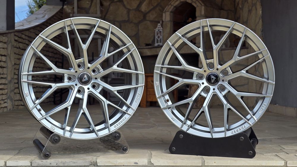 Felgi R18 5x112  JR28 Volkswagen Audi Seat Opel Mercedes skoda