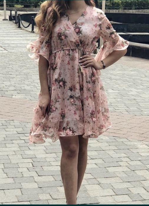 Продам шифонову сукню