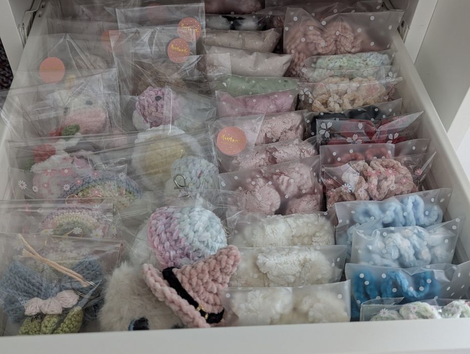 Scrunchies aveludados/tecido