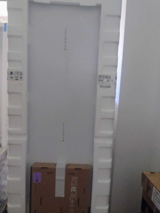 Lodówka do zabudowy Samsung BRB70F30BES0EO 298l NoFrost Twin Cooling Plus,  wys. 193,5cm