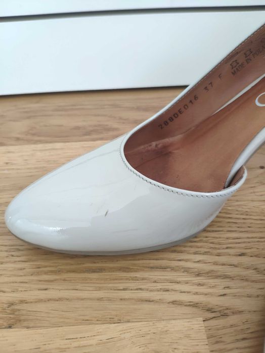 Czółenka ślubne Ryłko - rozm. 37