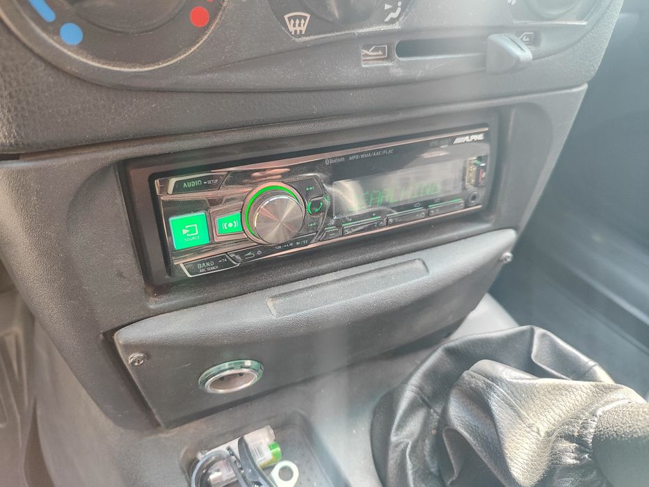 Chevrolet Niva 2004