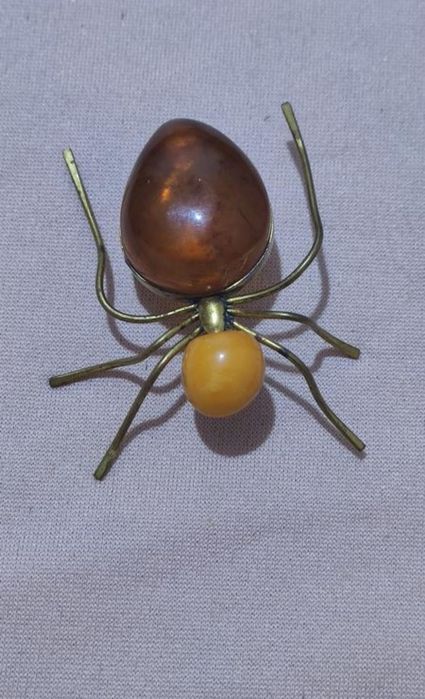 Брошь янтарь,бурштин,винтаж