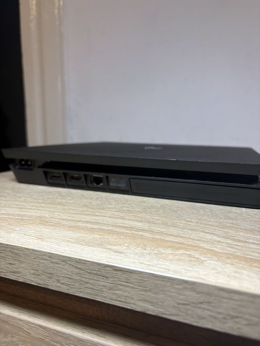 PlayStation 4 + 83 Топові ігри (Cyberpunk, RDR2, GTA V) + 2 геймпади