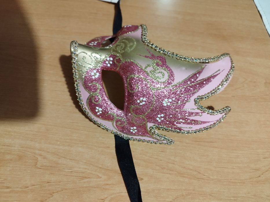 Sprzedam maskę karnawałową