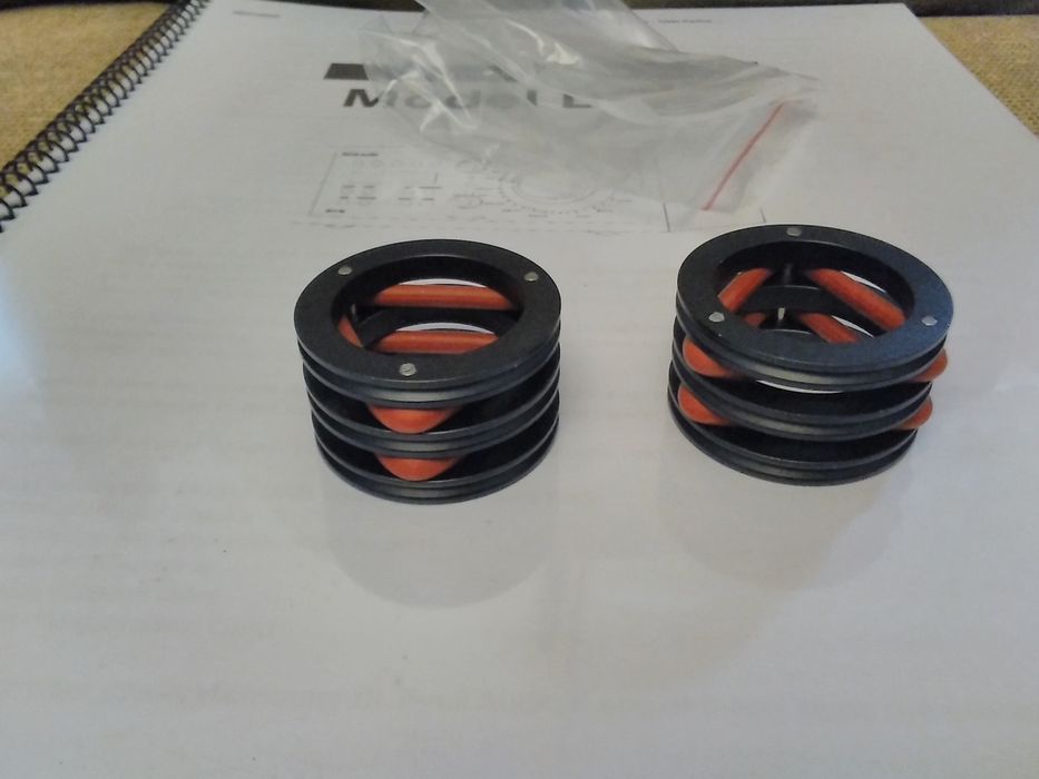 Válvulas, dampers novos (2) Últimos + saca válvulas