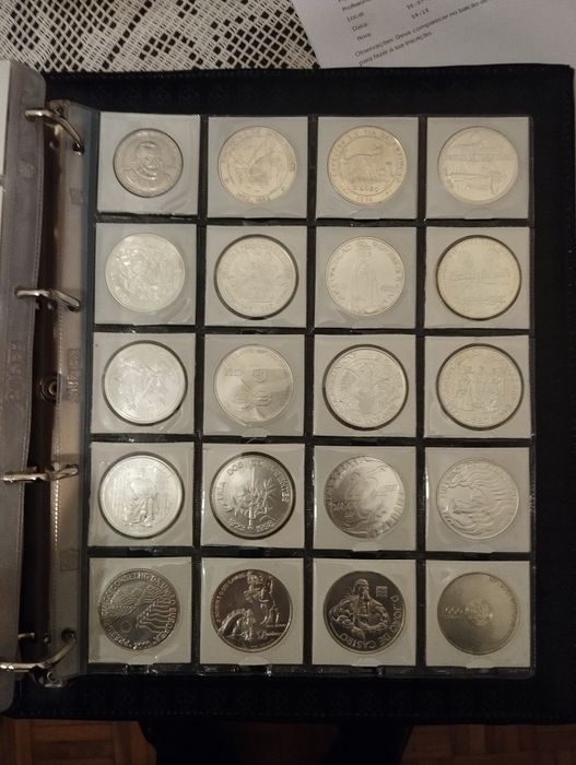 Coleção completa de moedas de 1000 escudos incluindo a do lobo