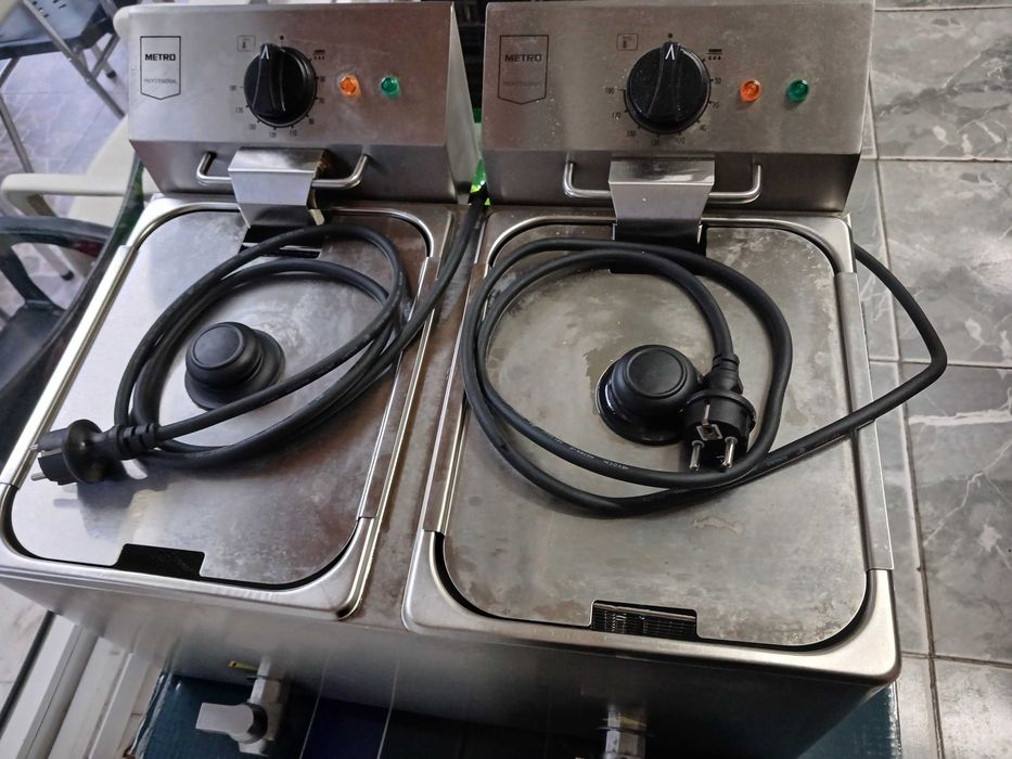 Fritadeira eletrica 8lt+8lt , com 11 dias de utilização
