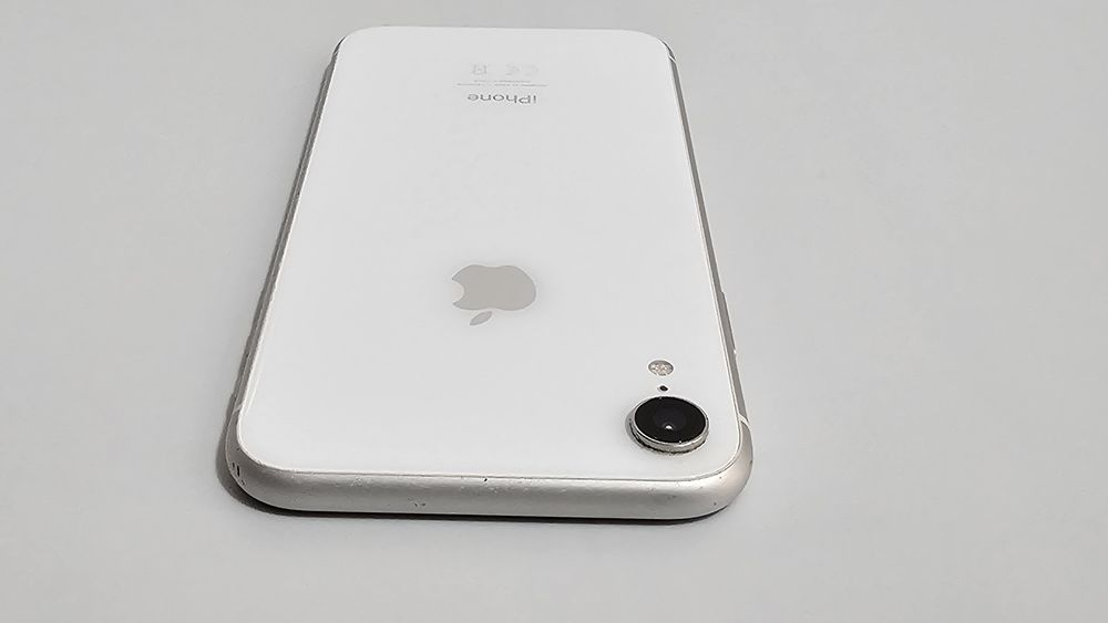 Iphone XR 256GB. 82% Bateria. Muito bom.