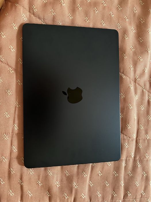 MacBook Air M4 13” 2025 | 16GB RAM | 256GB SSD | Como Novo