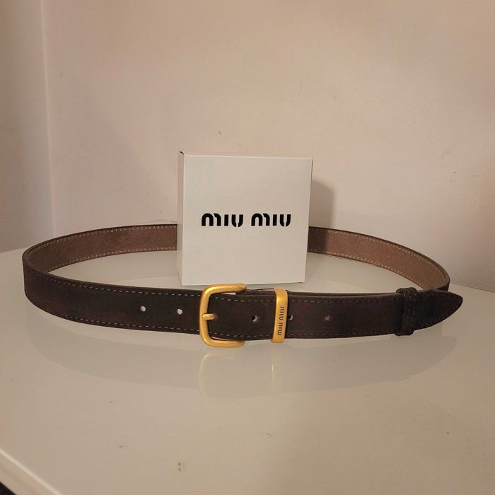 Brązowy zamszowy pasek 115 cm