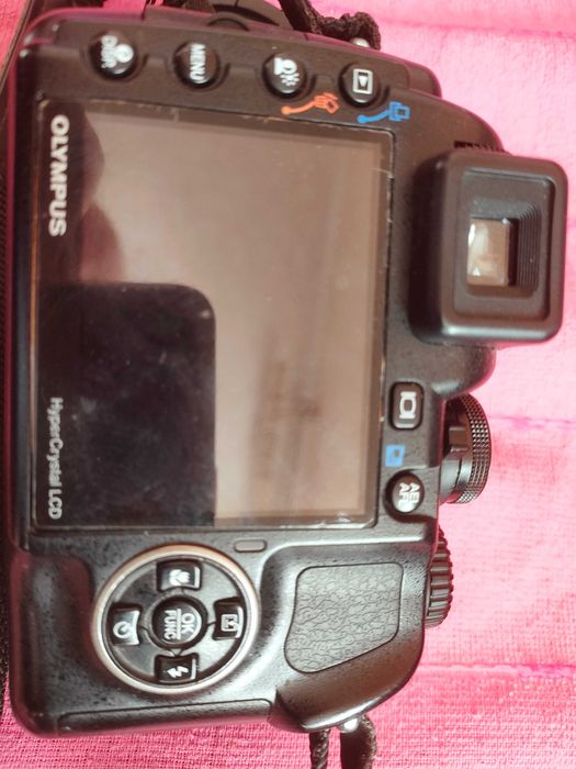 Фотоапарат Ультразум OLYMPUS SP-570UZ гарний стан несправний.