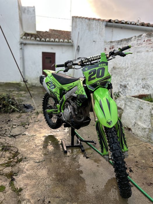 Vendo ou Troco kx 450,2020