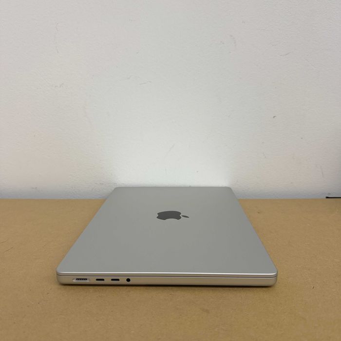 MacBook Pro 14 2024 {M4 | 16gb | 512 SSD} Офіційна гарантія . 48404SV