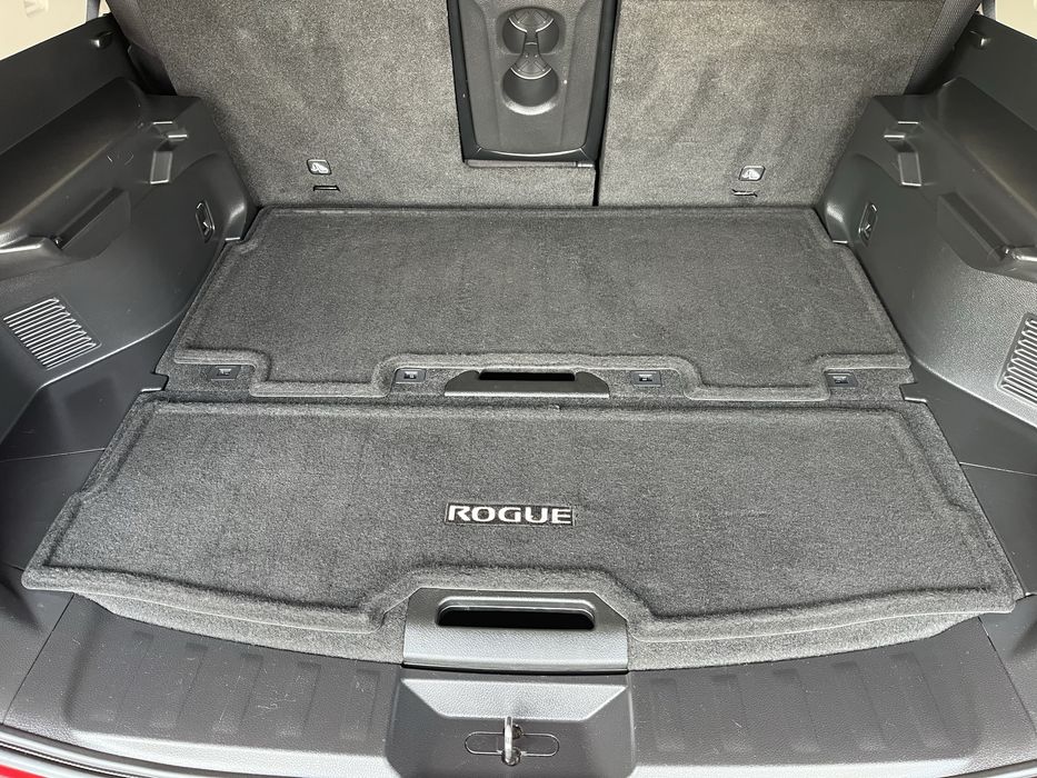 Продам Nissan Rogue