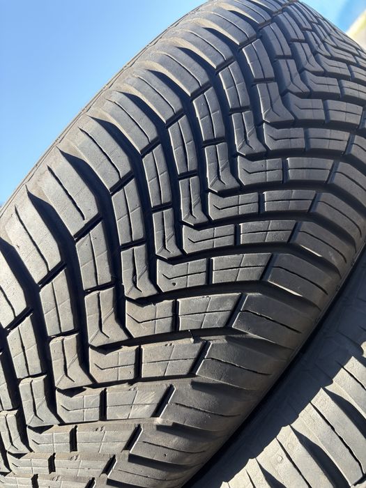 195/65/15 Continental AllseasonContact как новые