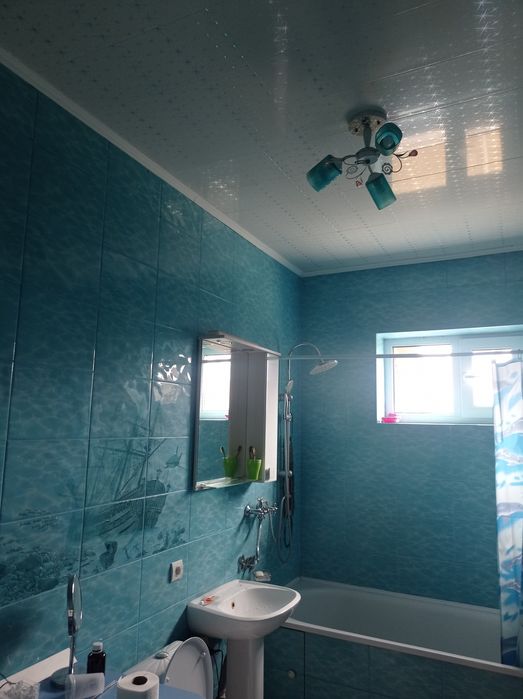 Продам НОВИЙ будинок на березі річки. Селище Сосниця.