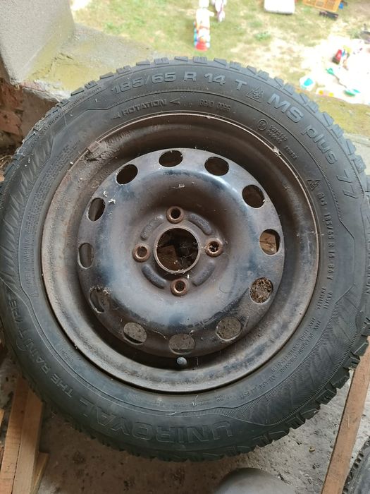 Zestaw opon zimowych do Forda