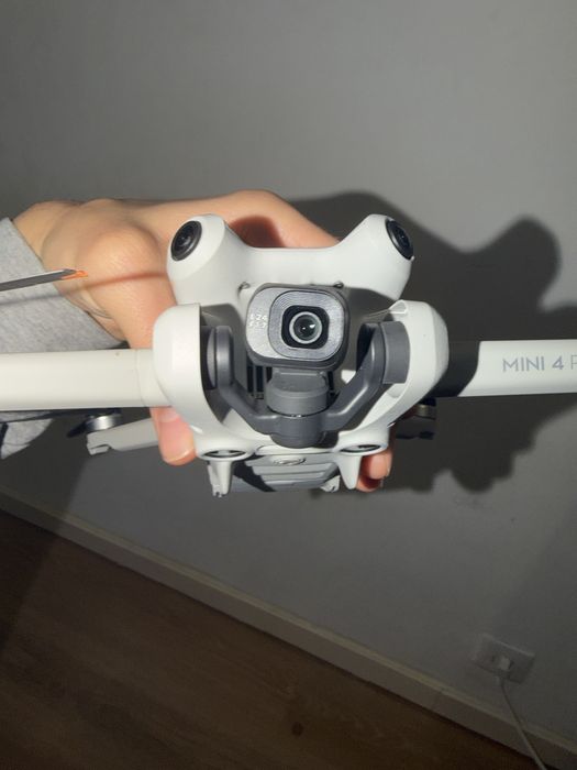 DJI Mini 4 Pro – Estado Impecável (Como Novo)