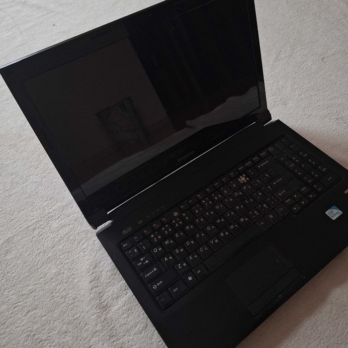 Laptop Lenovo B560