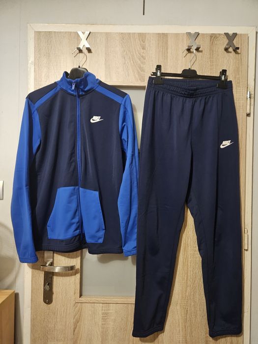 Dres Nike rozm. Xl 158 -170 cm