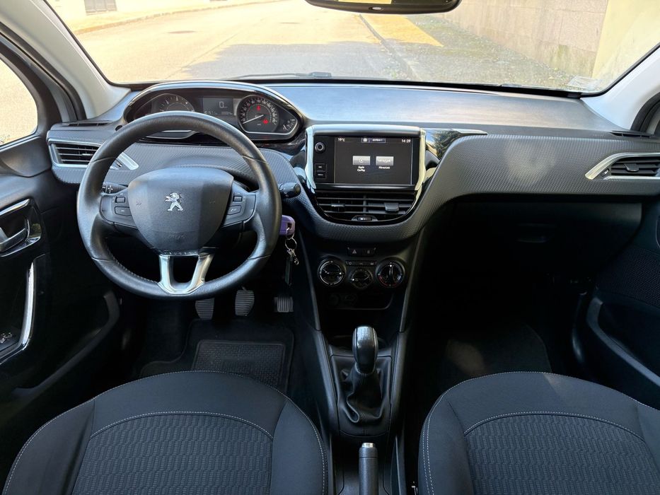 Peugeot 208 1.6 BlueHDi Style