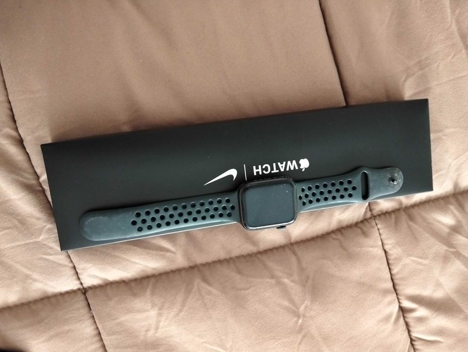 Apple watch SE Nike 44mm