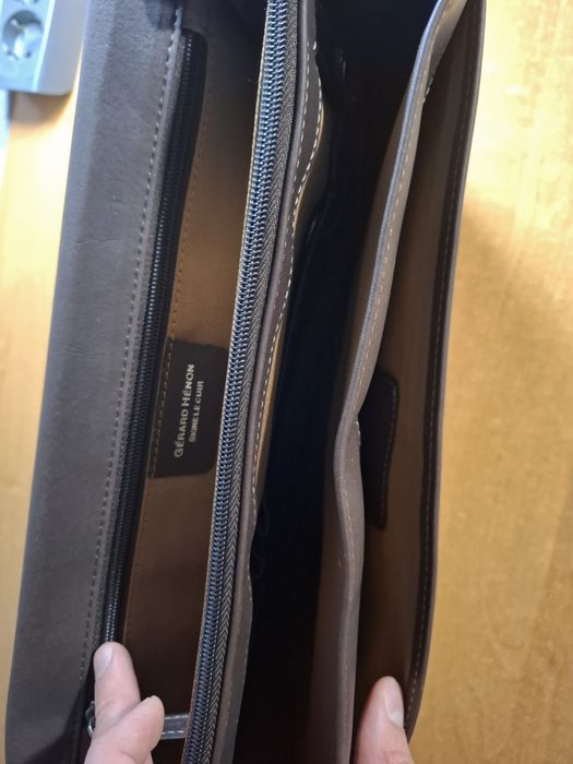 Мужской кожаный портфель Gerald Henon Signe Le Ciur