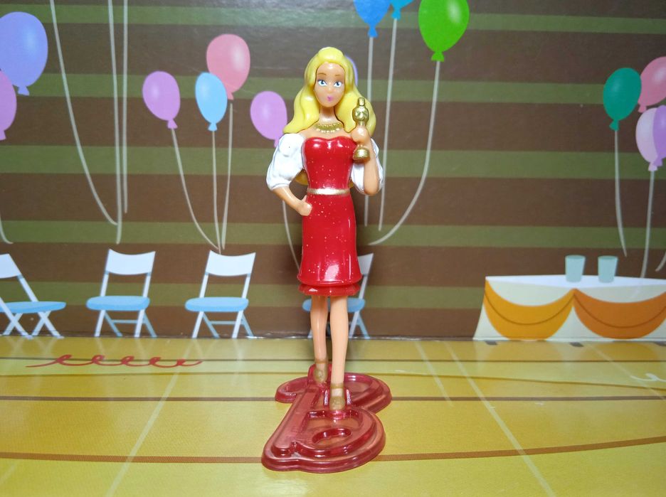 Фигурка Барби из коллекций киндер