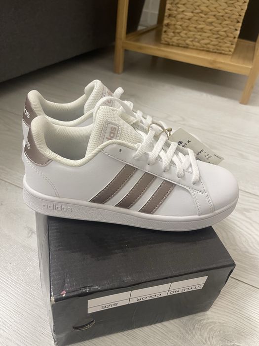 Кросівки кроси adidas grand court.Оригінали!33 р