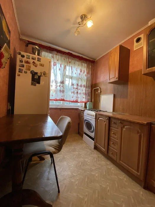 Однокімнатна квартира на вулиці Романа Атаманюка