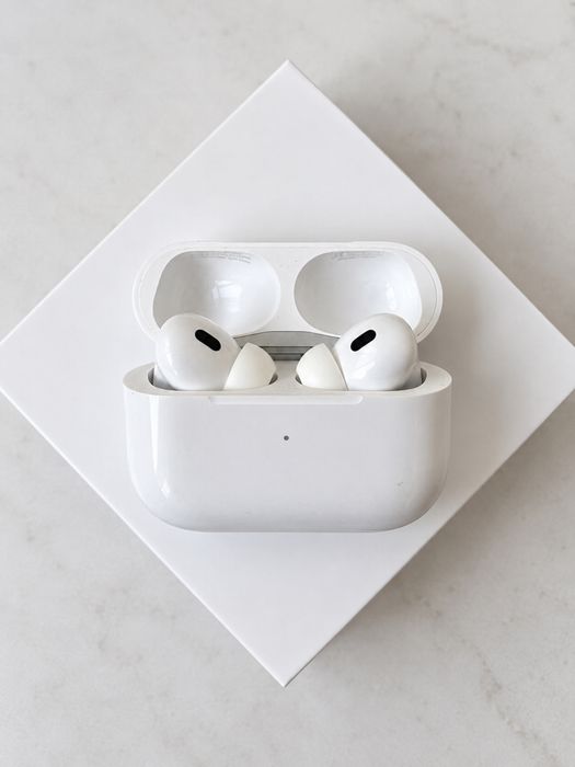 Apple AirPods Pro 2. generacji USB-C – oryginalne pudełko, komplet