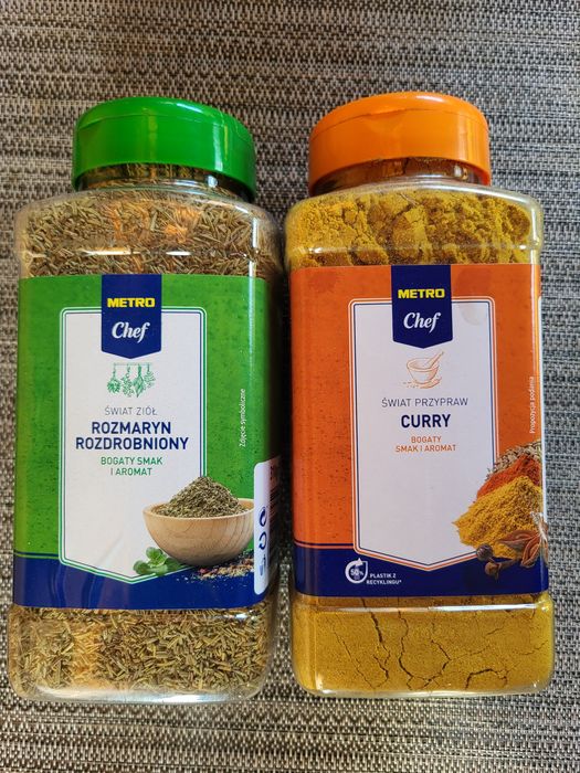 Sprzedam tanio przyprawy Curry Rozmaryn.