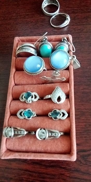 Продам бижутерию , серебро