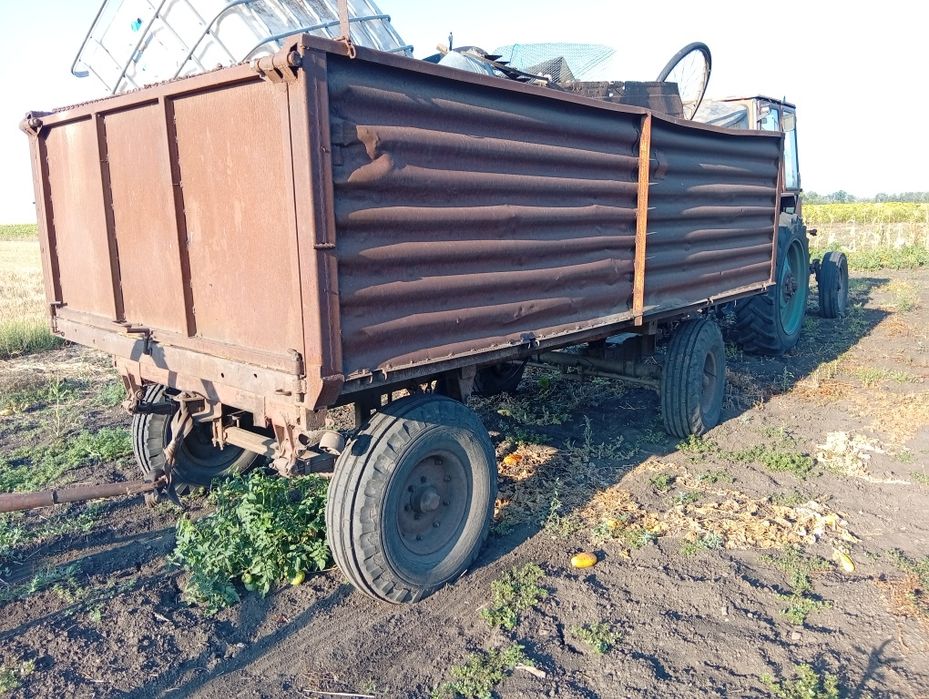 Прицеп 2птс4 продам