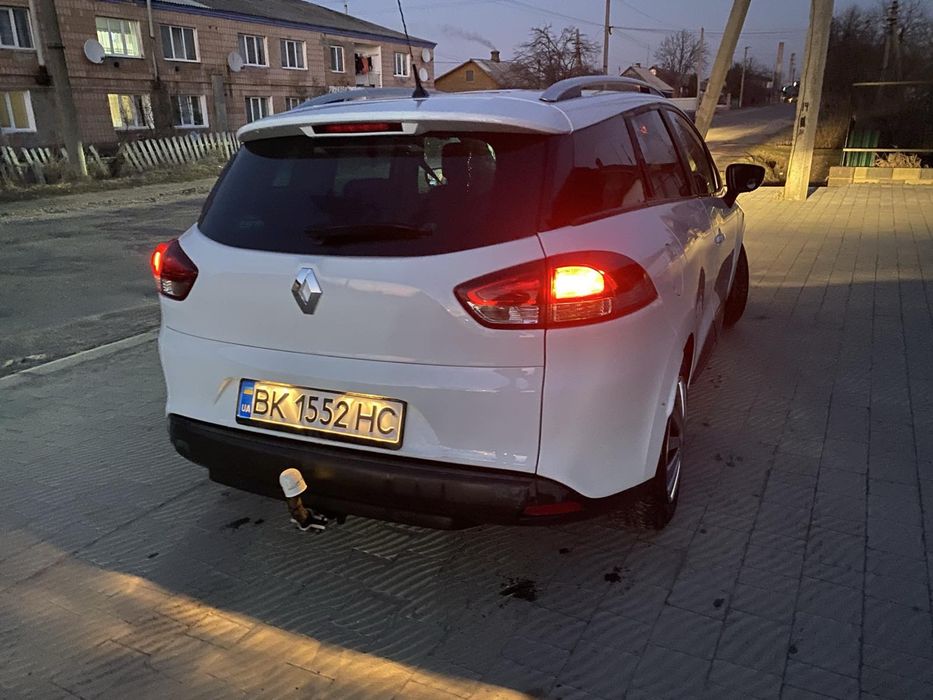 Продам Clio 2015