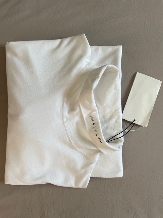 Футболка лонгслив 1017 ALYX 9SM. Оригінал. Нова.