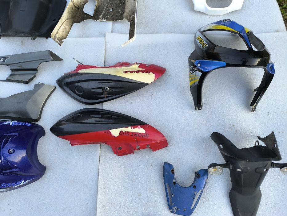 Plastiki, owiewki średni SKUTER chińczyk Moto Magnus