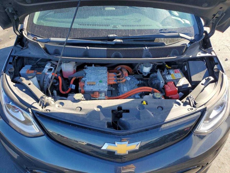 Бампер Chevrolet Bolt Розборка Шевроле Болт запчастини до Chevrolet Bolt