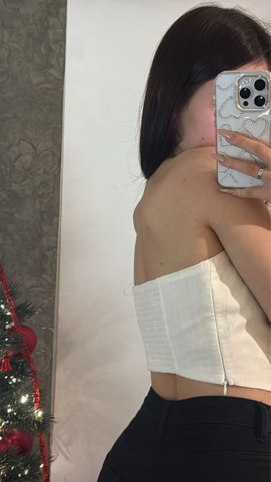 Топ з гудзиками stradivarius