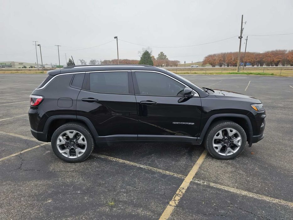 Jeep Compass      2022