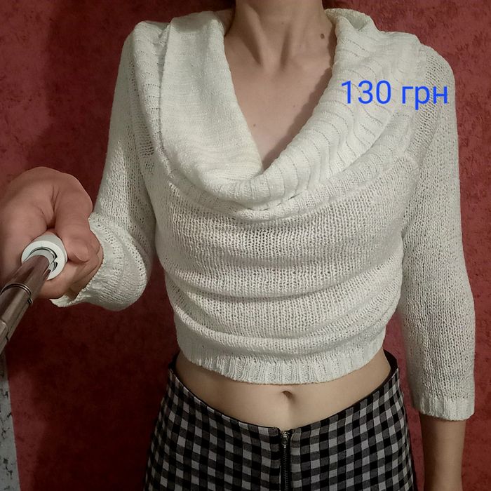 Кофти різні, осінні та літні.