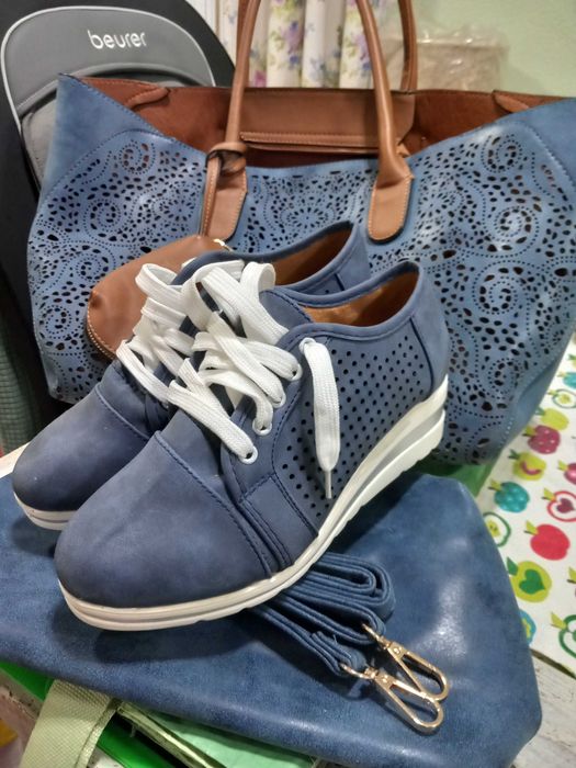 Saco/mala e sapatos tam 36 em azul