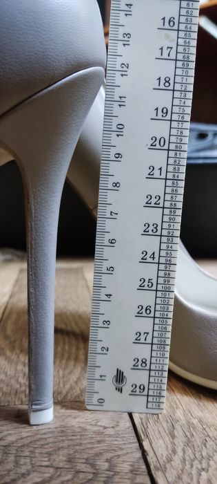 Туфлі шкіряні 38 розмір