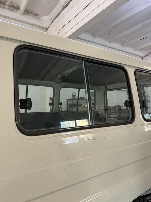 Скло бічне Toyota LC 78, 70, 79, 76