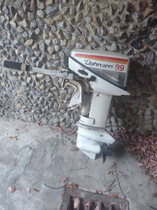 Продам лодку с мотором